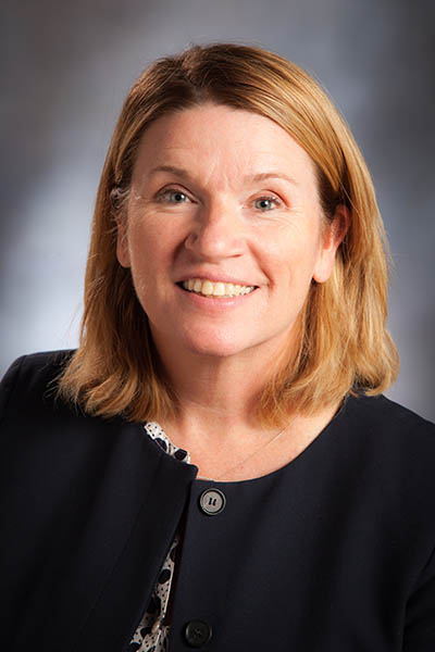 Lisa McDermott Miller '93 